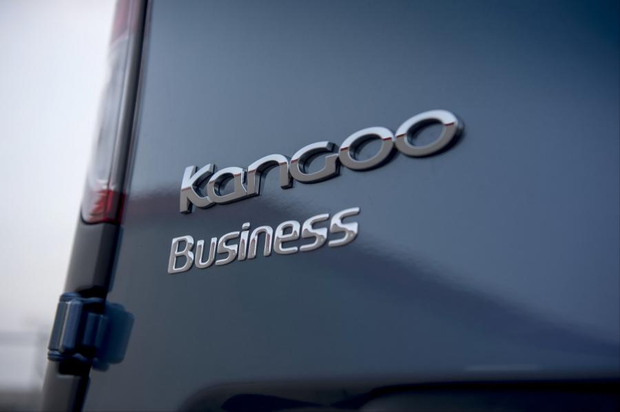 Логотип Renault Kangoo Van Z.E. 33 2017 года  (UK) (фото 32 из 44)
